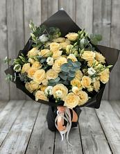 Букет цветов из:  Розы и Лизиантусы в Веневе