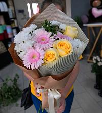 Букет цветов из:  Герберы, Розы и Хризантемы в Веневе