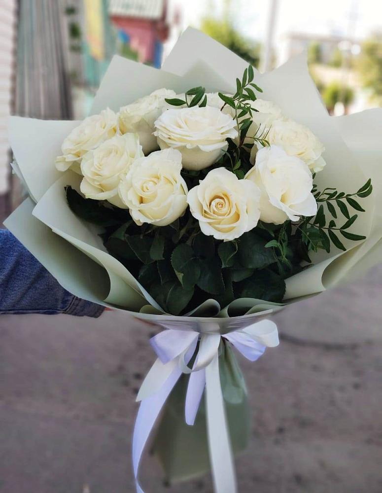 Букет Белые розы Проуд в Веневе