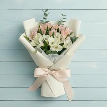 Букет цветов из:  Альстромерии в Веневе