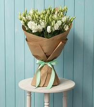 Букет цветов из:  Лизиантусы в Веневе