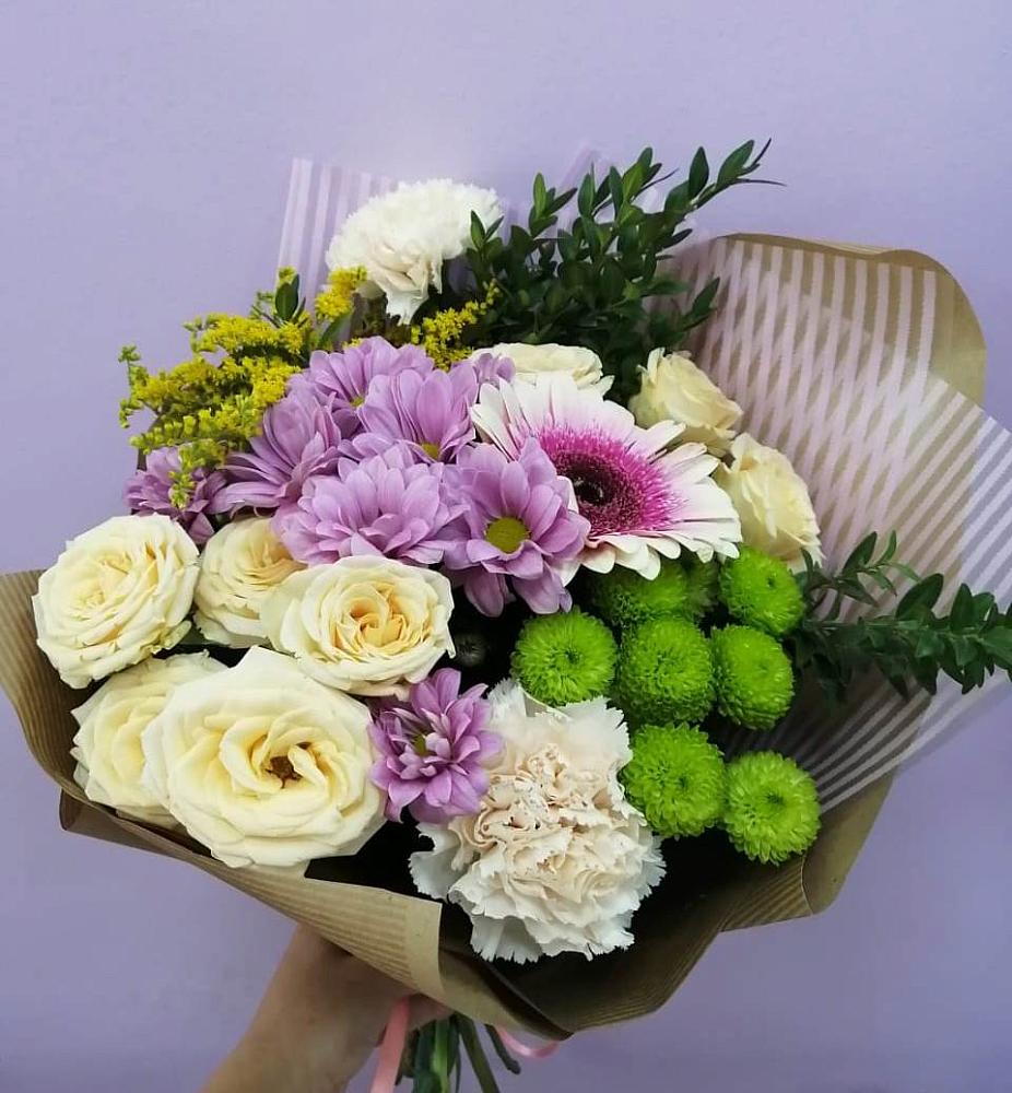 Букет цветов из: Хризантемы, Розы, Гвоздики и Герберы в Веневе