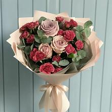 Букет цветов из:  Гвоздики и Розы в Веневе