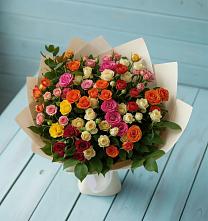 Букет Микс из разноцветных кустовых роз в Веневе