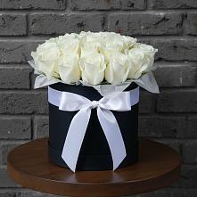 Цветочная композиция из Розы в шляпной коробке в Веневе